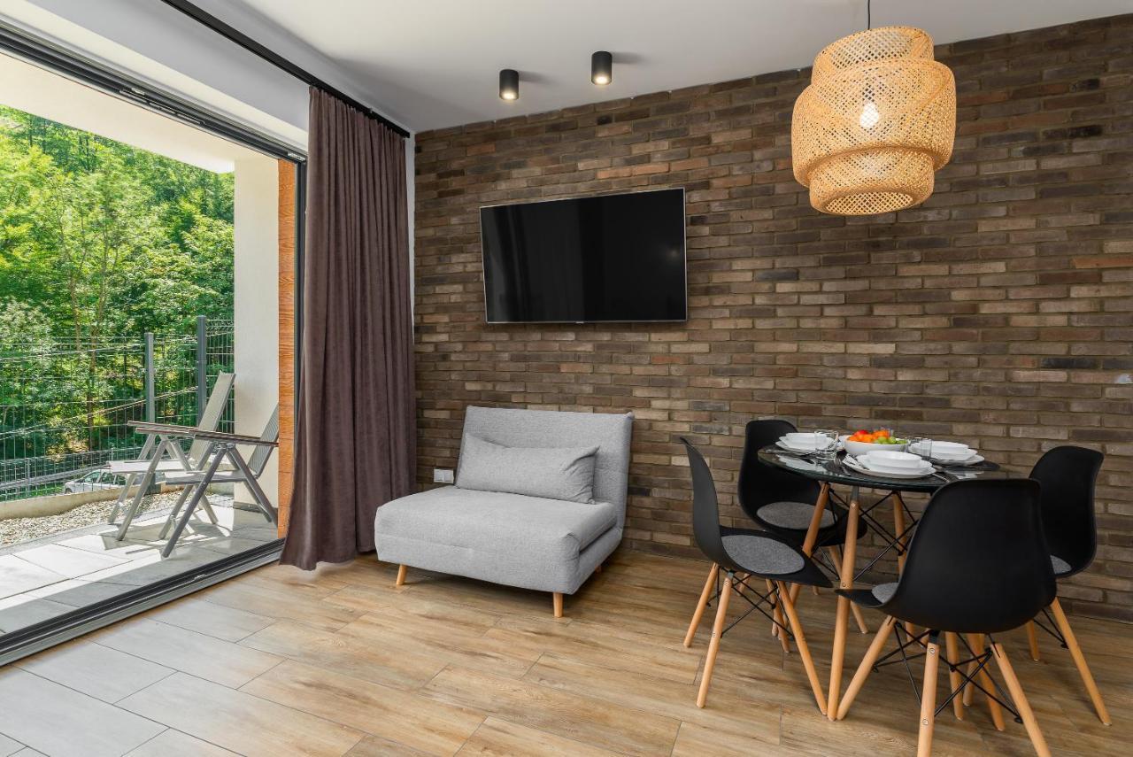 Czarna Perla- Apartament Przy Solisku Щирк Екстериор снимка